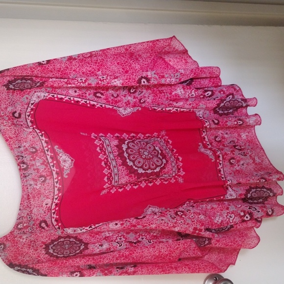 Flowy batwing type blouse - Picture 5 of 5